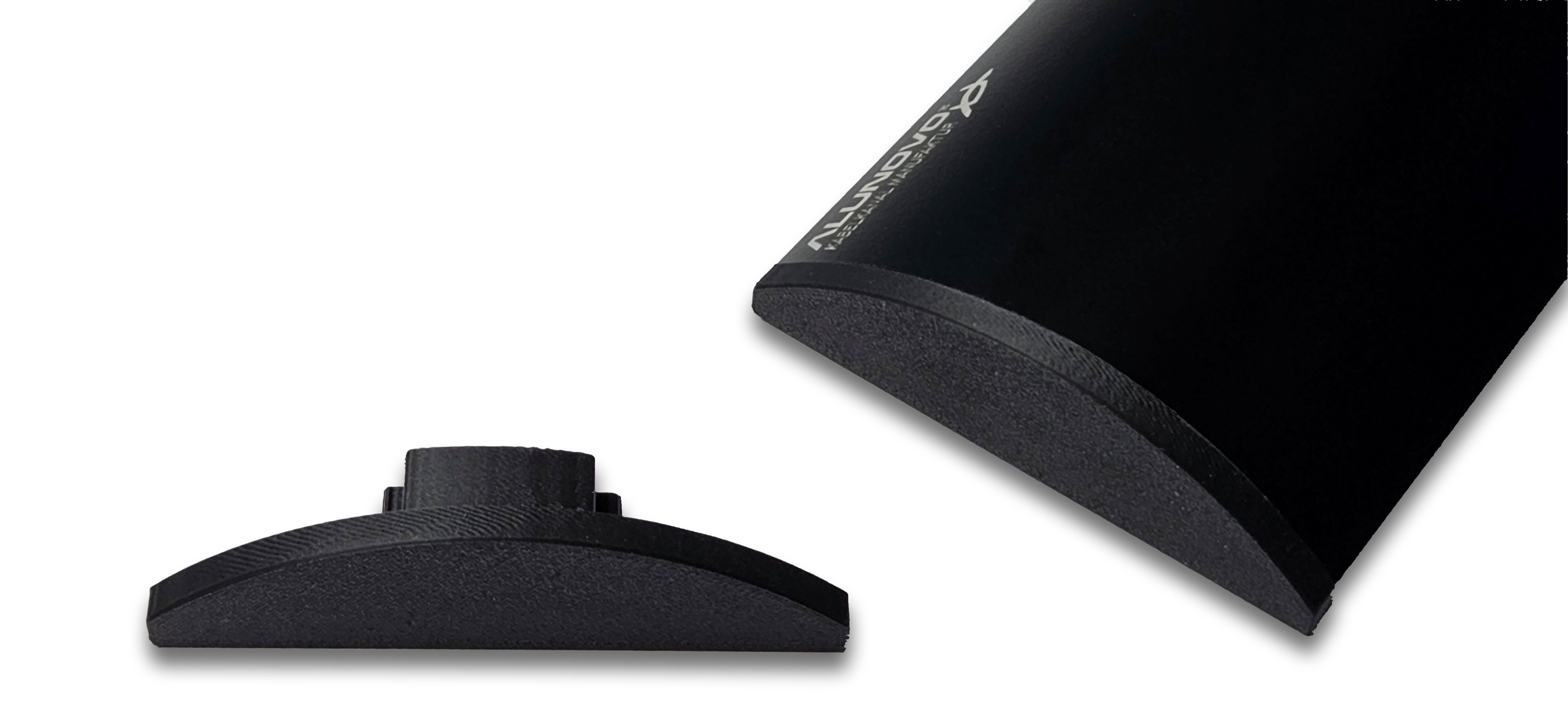 Jetzt die passende Endkappe in Schwarz zum 80mm Kabelkanal von Alunovo bestellen Anwendungsbeispiel für die 80mm Endkappe in Schwarz am Schwarz lackierten 80mm Kabelkanal